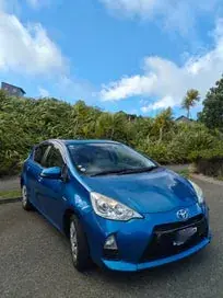 Toyota Aqua 2014 photo 2
