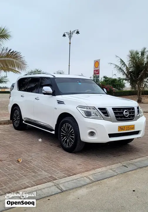 Nissan Patrol 2010 photo 2