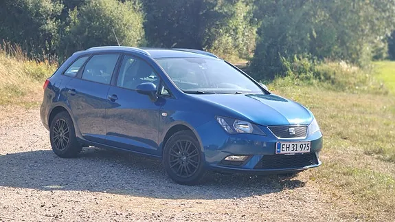 Seat Ibiza 2016 photo 2