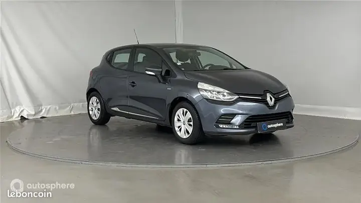 Renault Clio 2018 photo 3