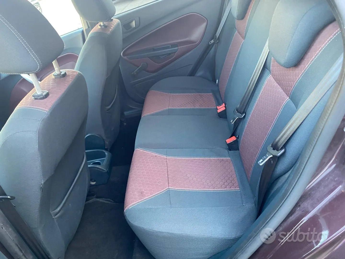 Ford Fiesta 2010 photo 5
