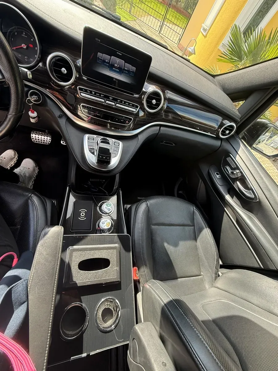 Mercedes-Benz V-Class 2021 photo 3