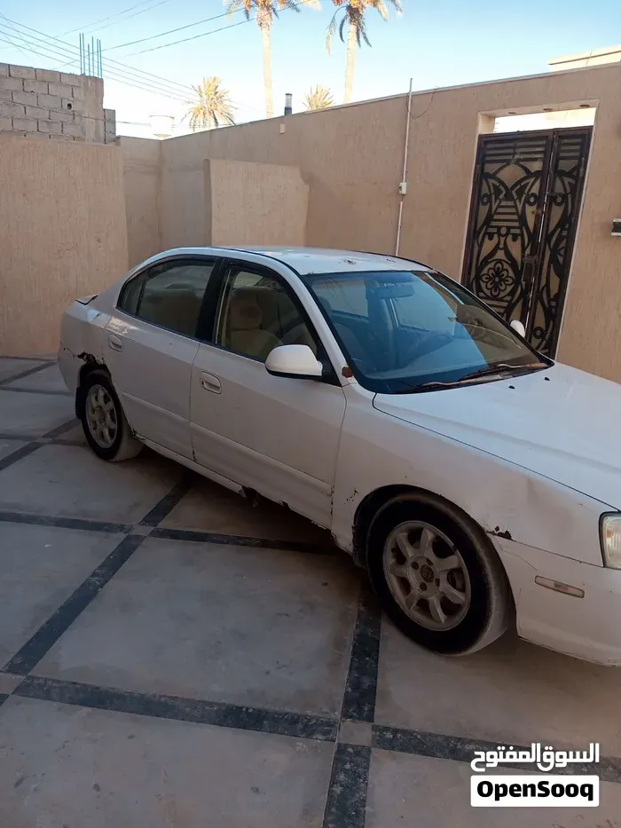 Hyundai Avante 2003 photo 3