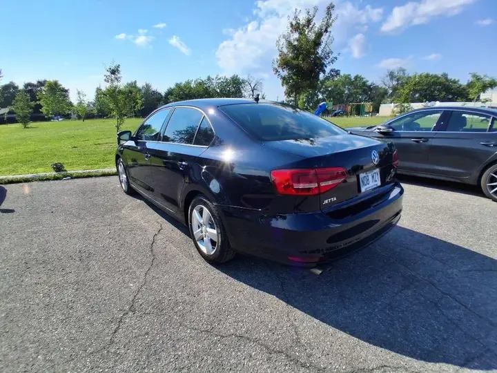 Volkswagen Jetta 2015 photo 4