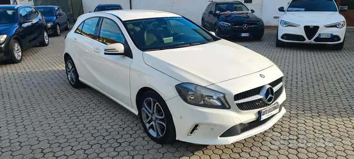 Mercedes-Benz A 200 2016 photo 3