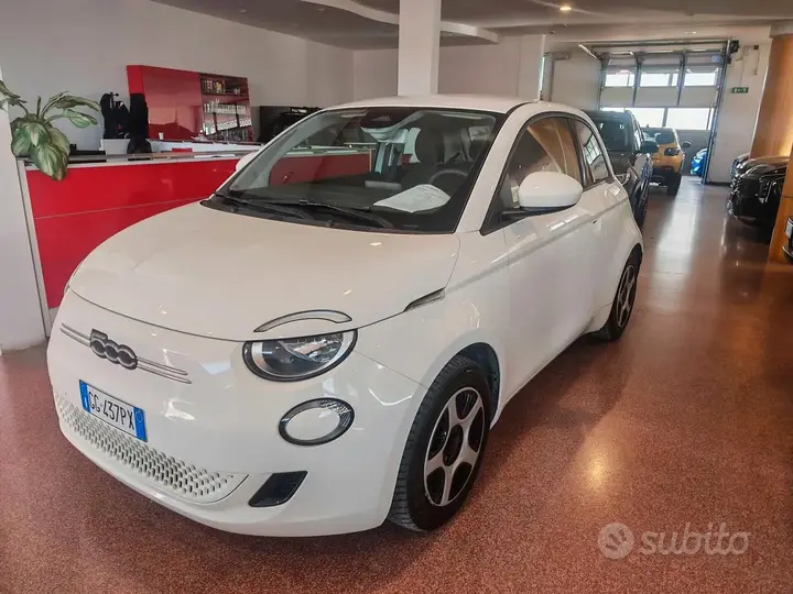 Fiat 500 2021 photo 2