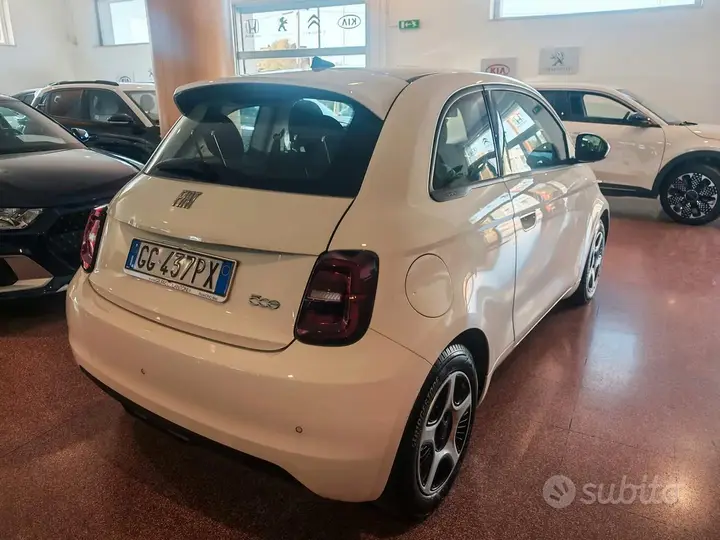 Fiat 500 2021 photo 4