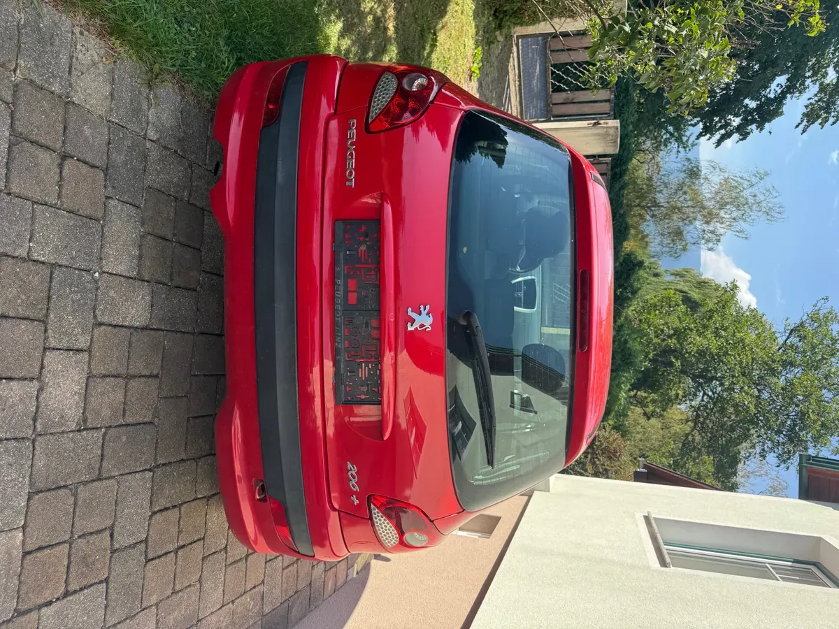 Peugeot 206 2009 photo 3