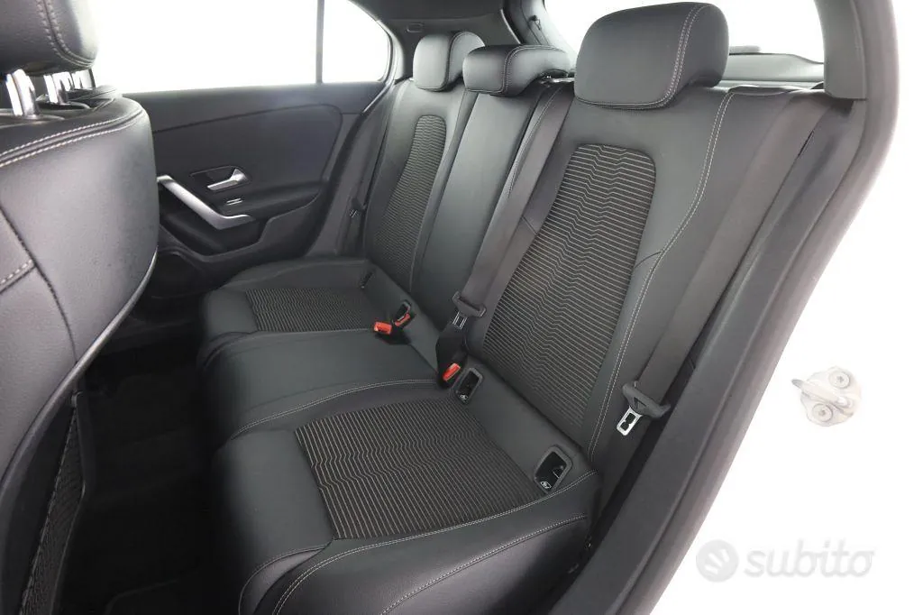 Mercedes-Benz A 180 2021 photo 3