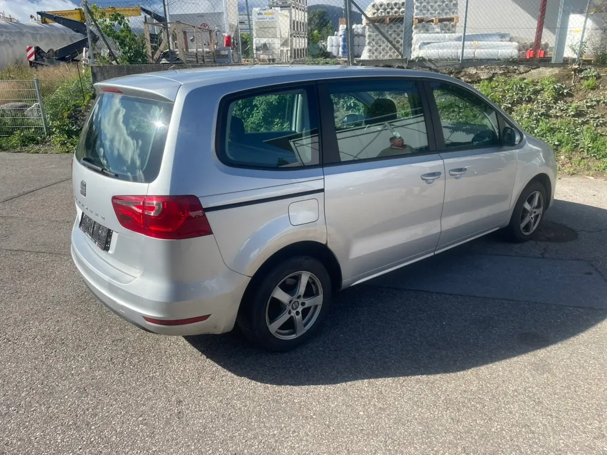 Seat Alhambra 2014 photo 2
