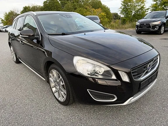 Volvo V60 2013 photo 4