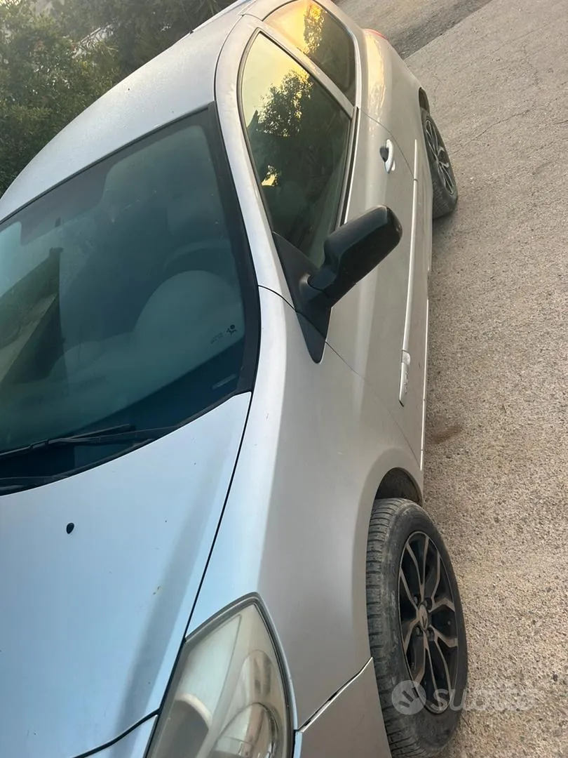 Renault Clio 2006 photo 4