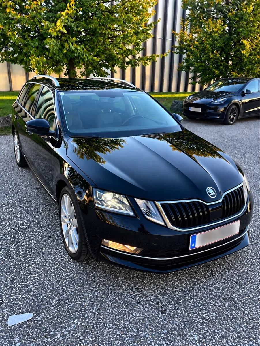Skoda Octavia 2018 photo 2