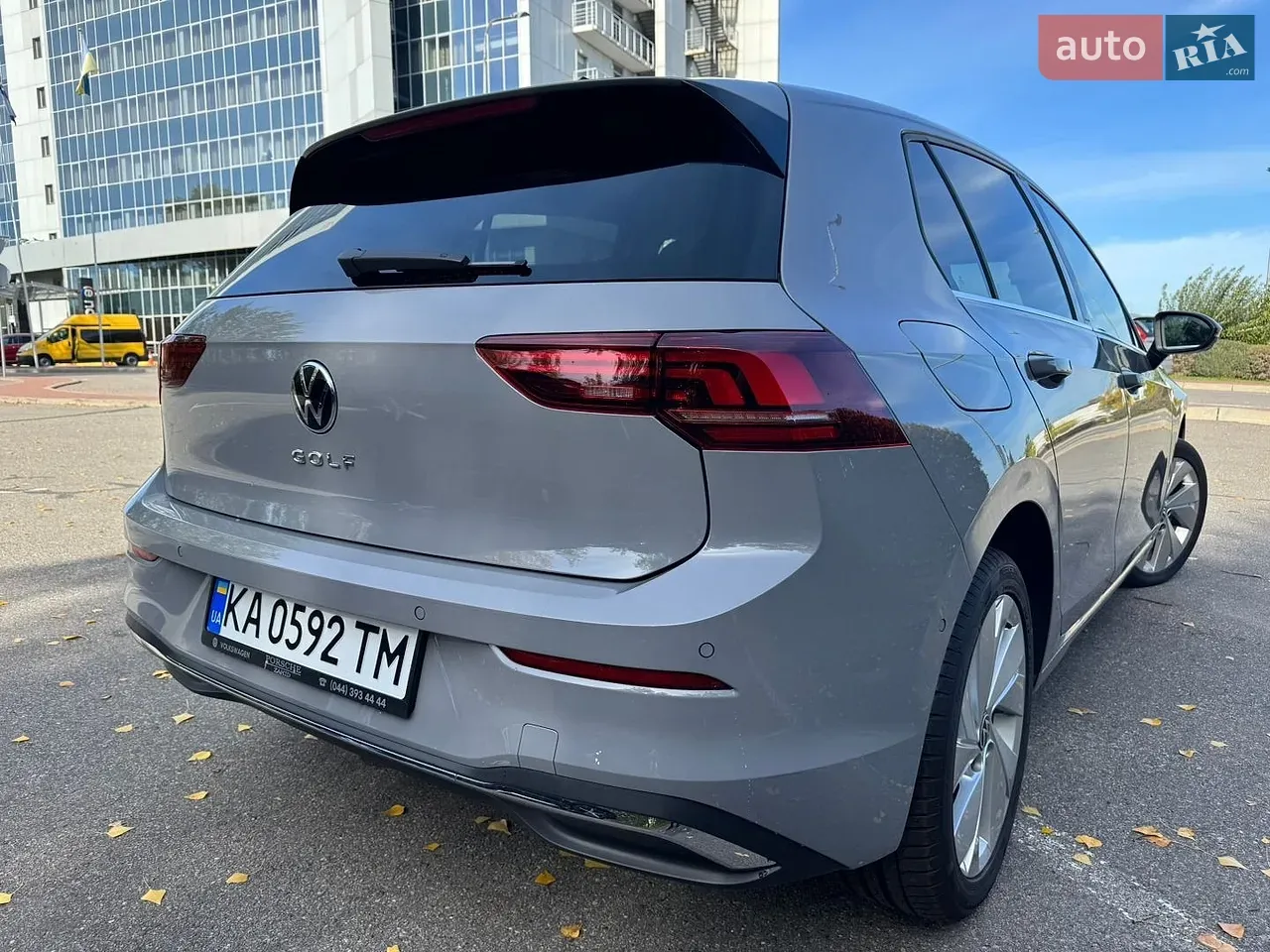 Volkswagen Golf 2025 photo 3
