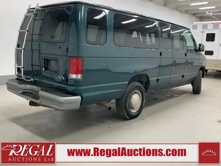 Ford E-350 2000 photo 3