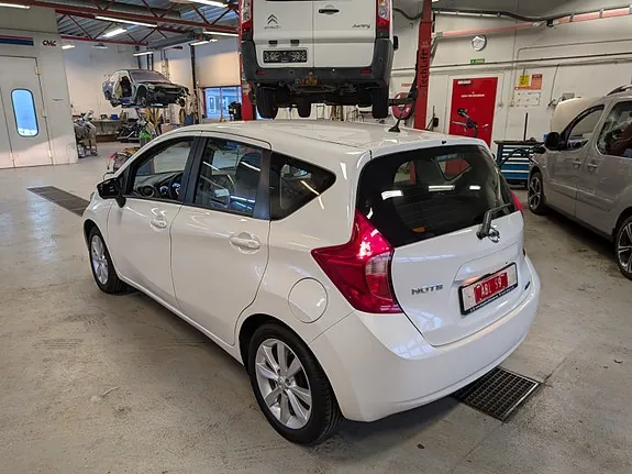 Nissan Note 2016 photo 5