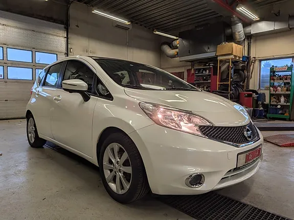 Nissan Note 2016 photo 2
