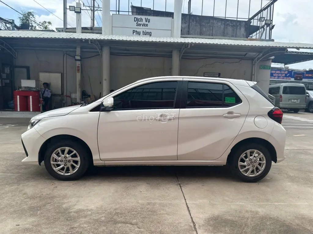 Toyota Wigo 2025 photo 5