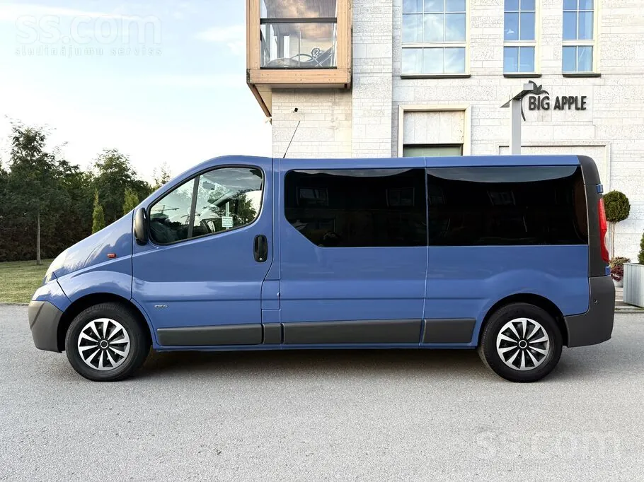 Opel Vivaro 2013 photo 4
