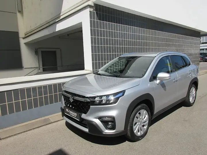Suzuki S-Cross 2026 photo 2