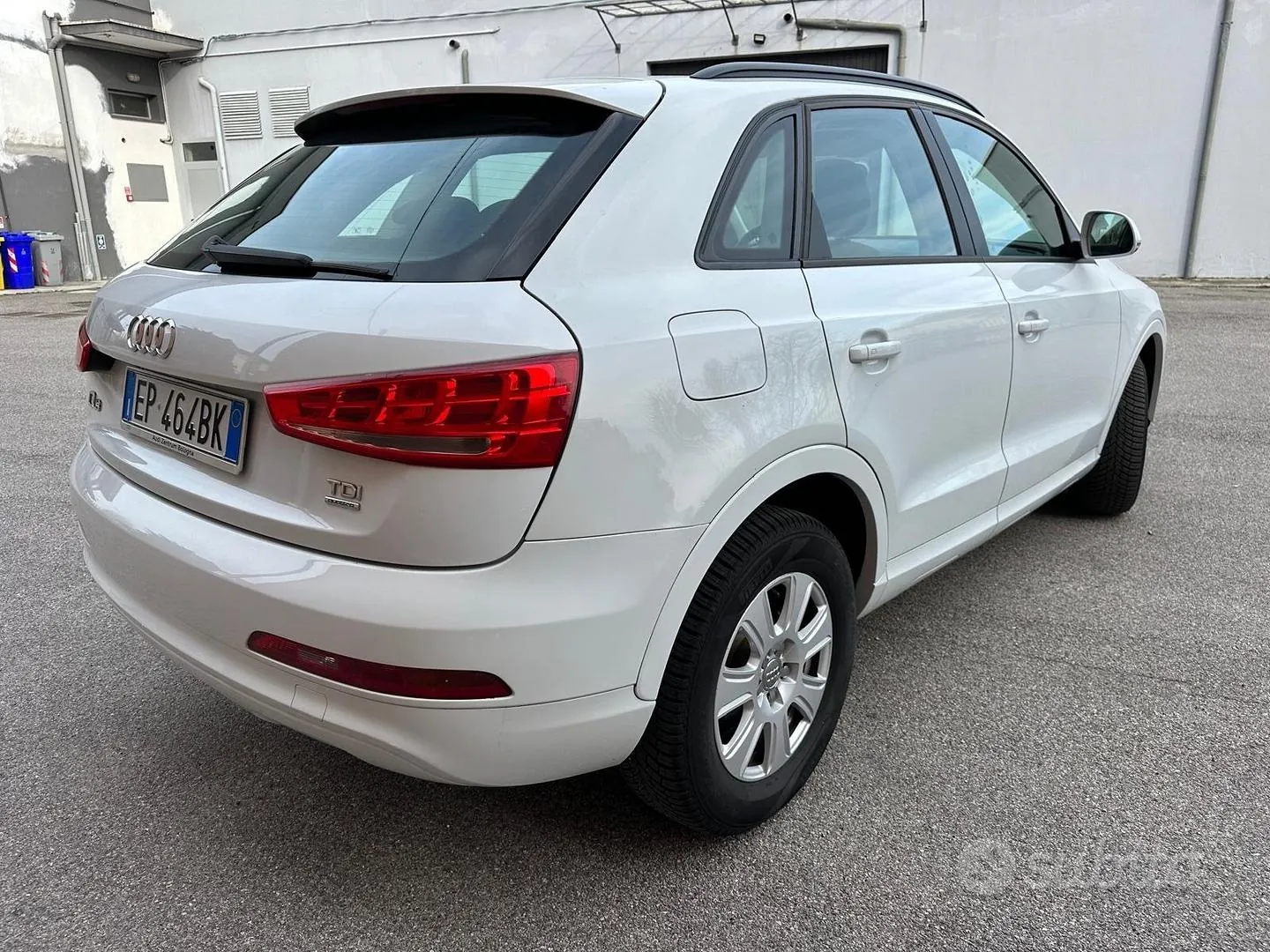 Audi Q3 2012 photo 2