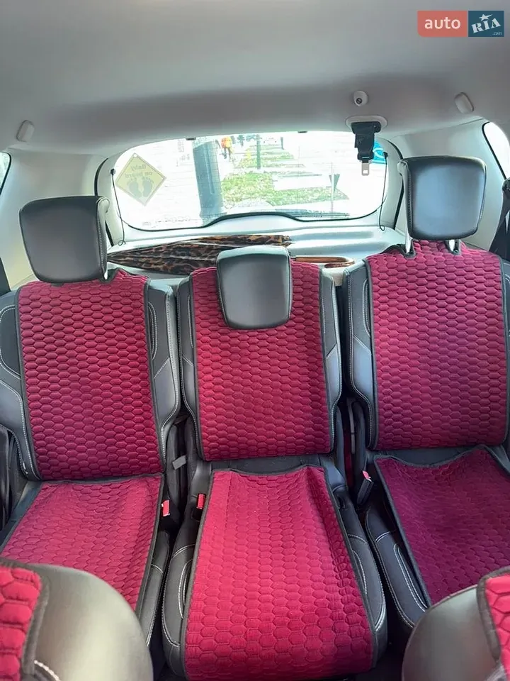 Renault Scenic 2013 photo 5