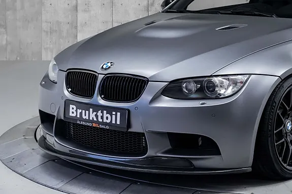 BMW M3 2011 photo 2