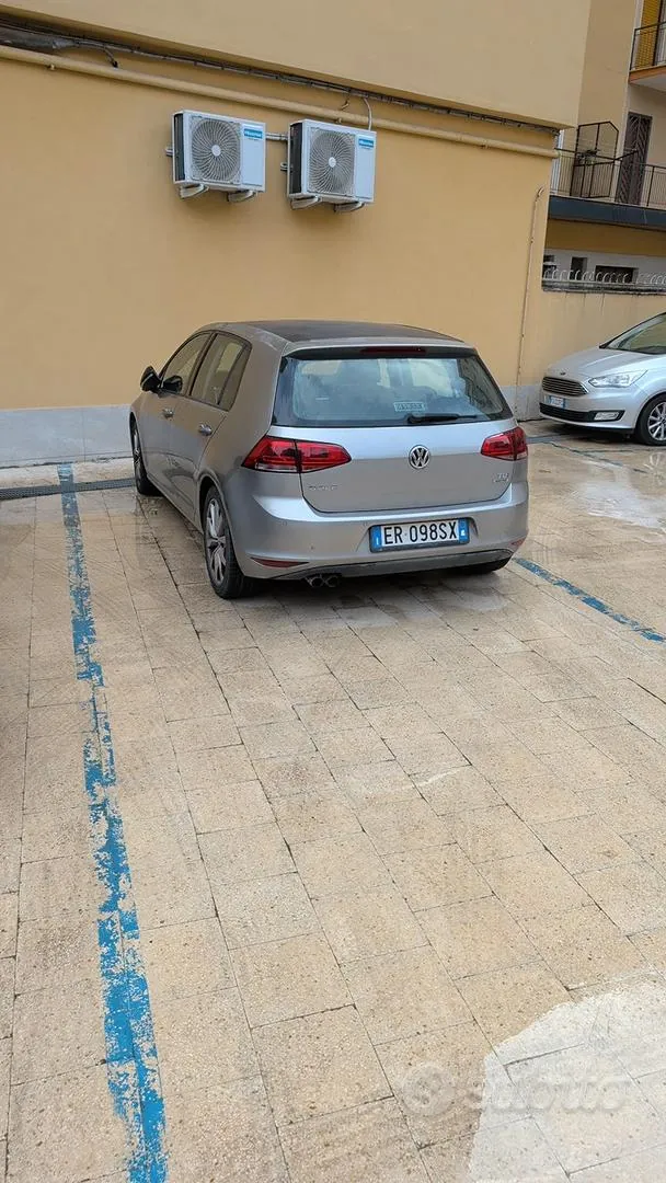 Volkswagen Golf 2013 photo 2