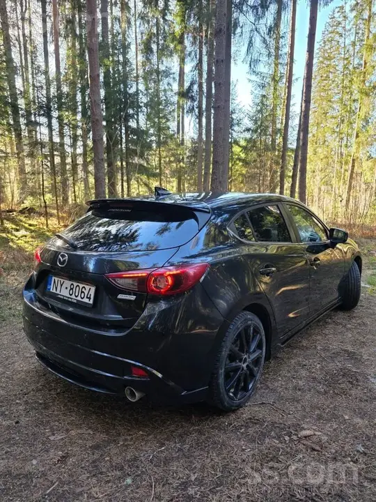 Mazda Mazda3 2015 photo 2
