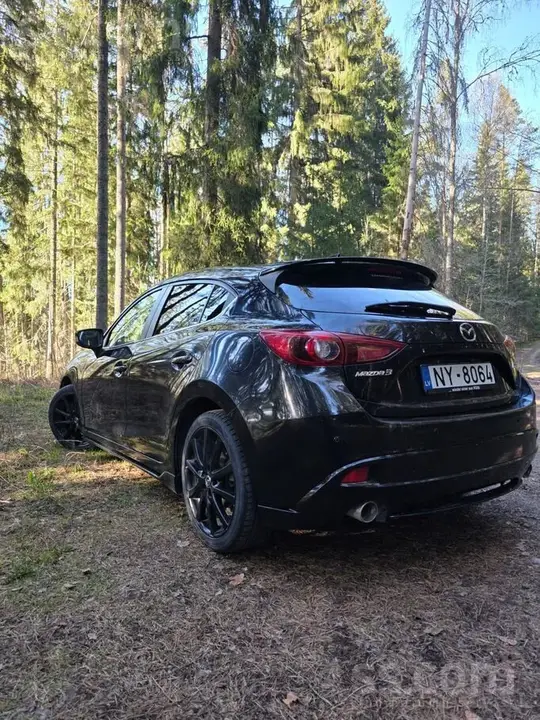 Mazda Mazda3 2015 photo 3