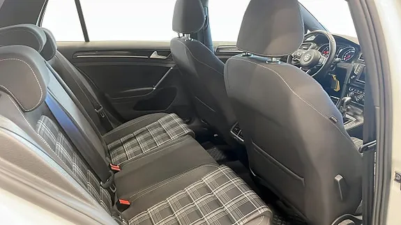 Volkswagen Golf I 2016 photo 5