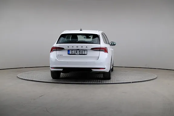 Skoda Octavia 2025 photo 5