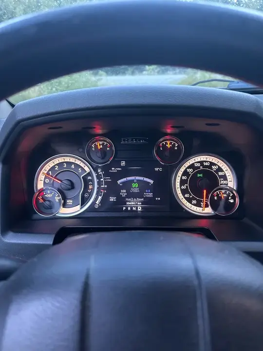 Dodge Ram 1500 2015 photo 2
