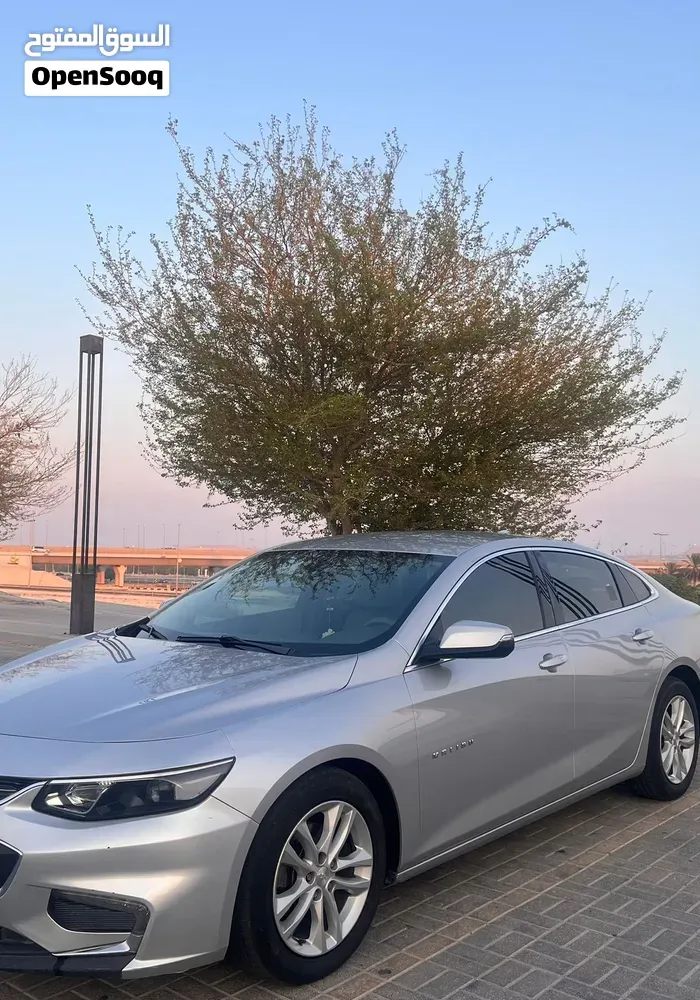 Chevrolet Malibu 2017 photo 2