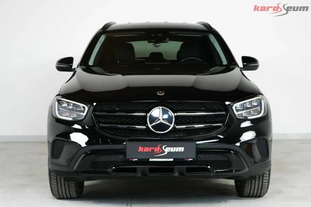 Mercedes-Benz Glc-Class 2021 photo 2