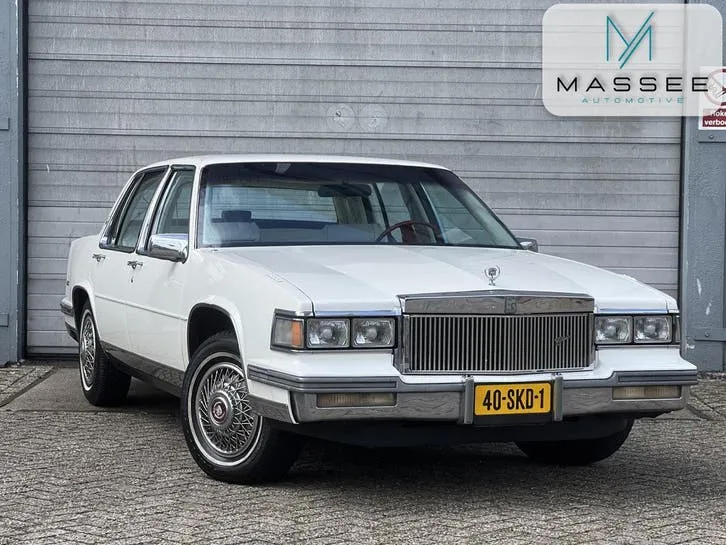 Cadillac De Ville