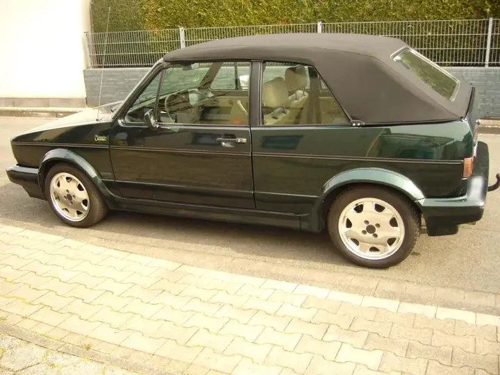 Volkswagen Golf 1