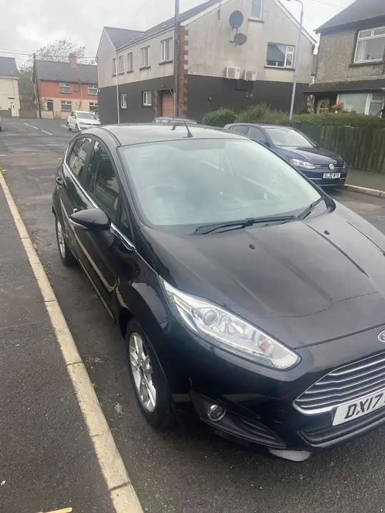 Ford Fiesta 2017 photo 2