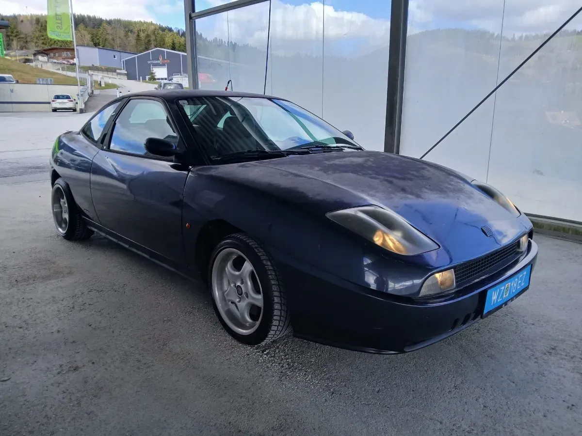 Fiat Coupe 1996 photo 2