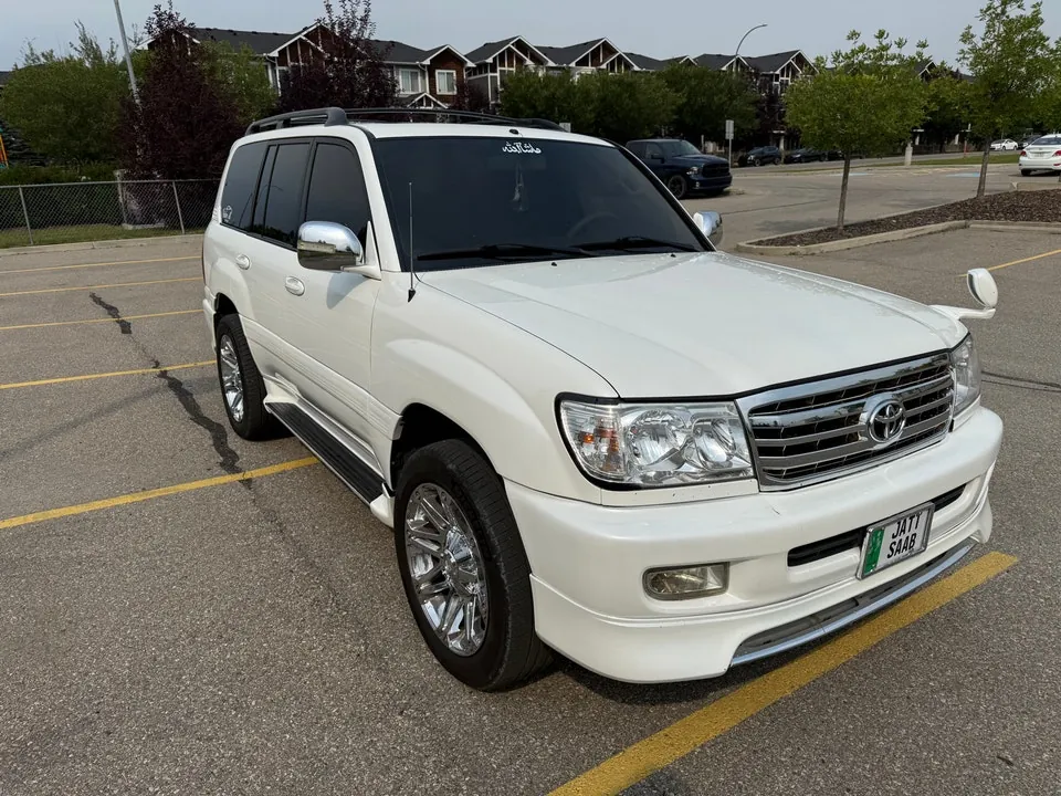 Toyota Land Cruiser 2000 photo 2
