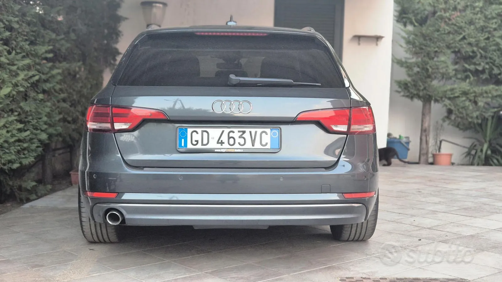 Audi A4 2017 photo 2