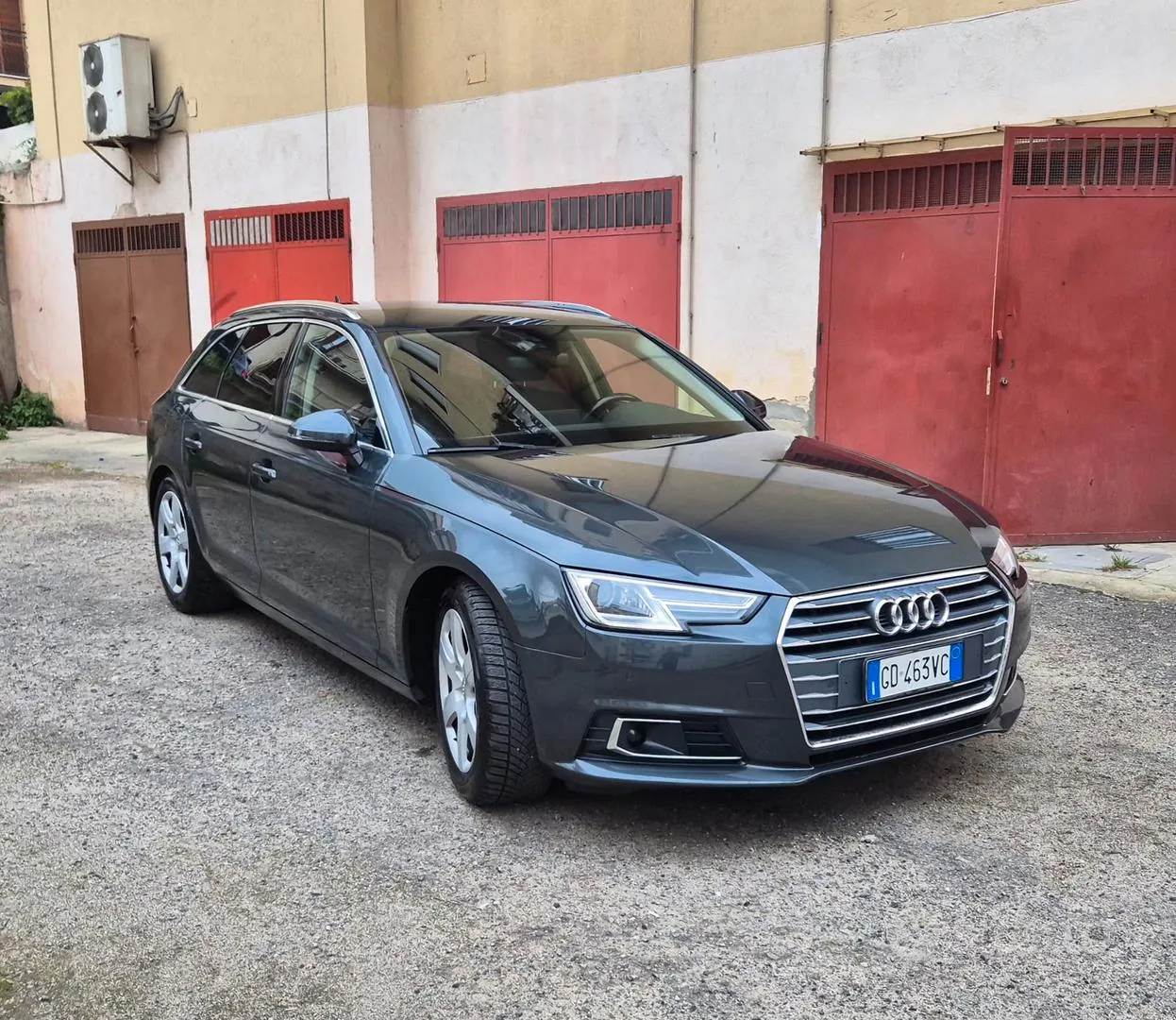 Audi A4