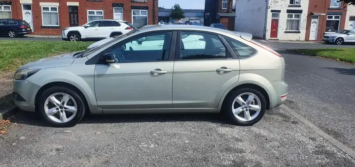 Ford Focus 2008 photo 3