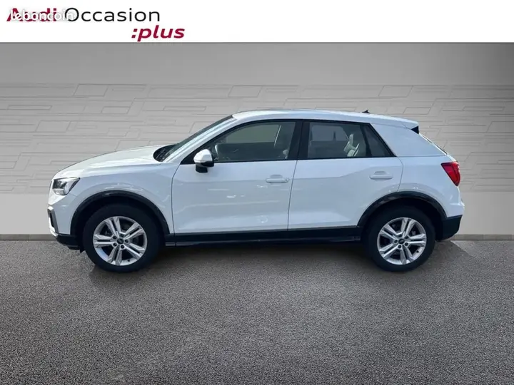Audi Q2 2023 photo 2