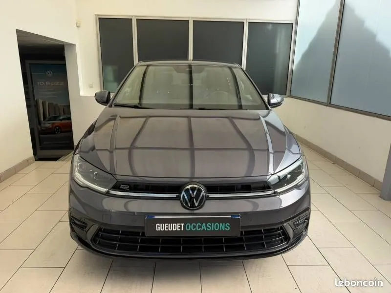 Volkswagen Polo 2023 photo 2