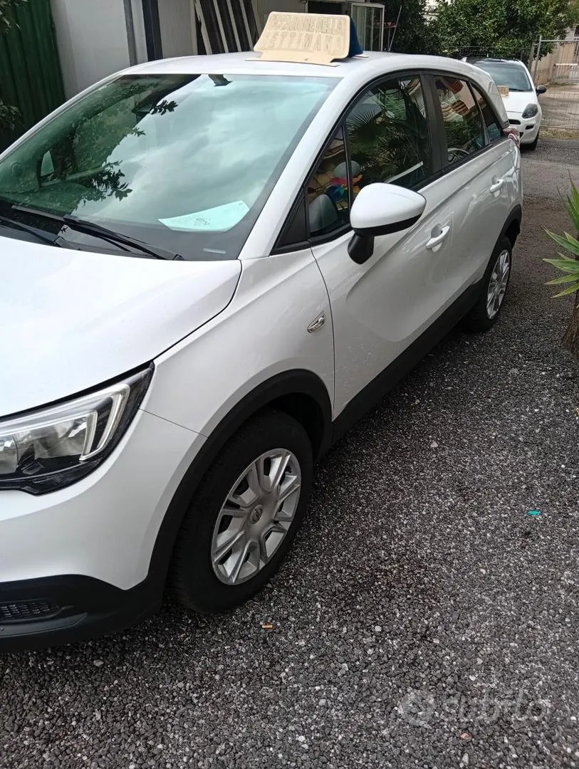 Opel Crossland 2020 photo 2