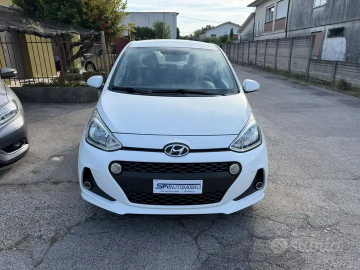 Hyundai I10 2017 photo 5