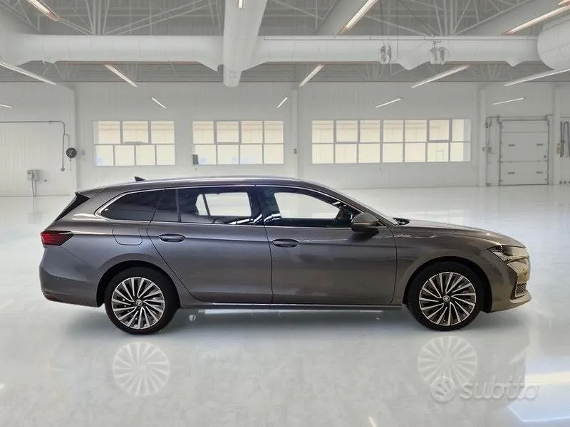 Skoda Superb 2025 photo 3