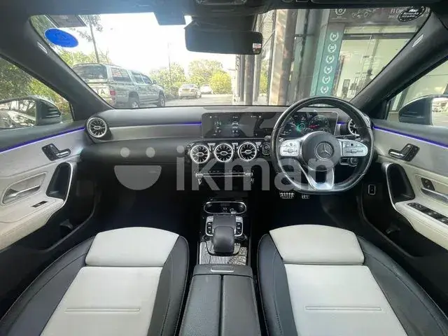 Mercedes-Benz A 180 2019 photo 2