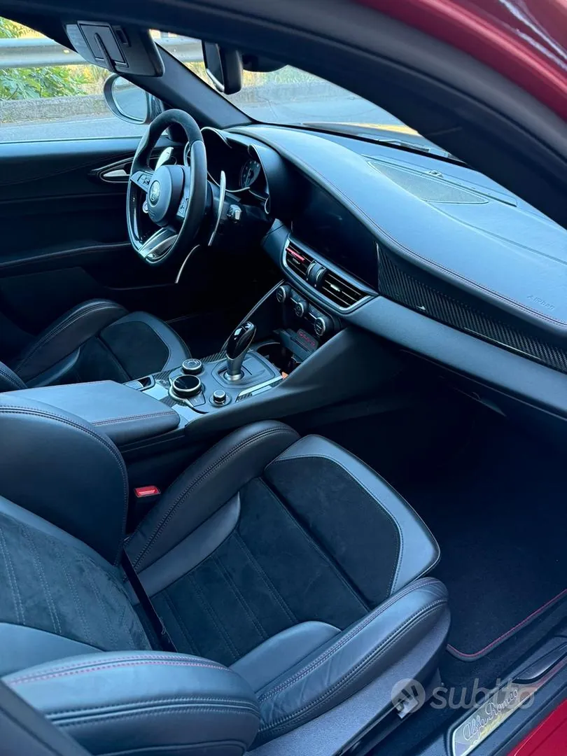 Alfa Romeo Giulia 2018 photo 5